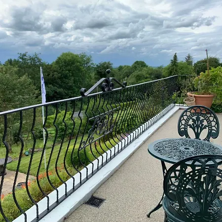 Clones 'greenjoy - Bed & Breakfast Corconnelly